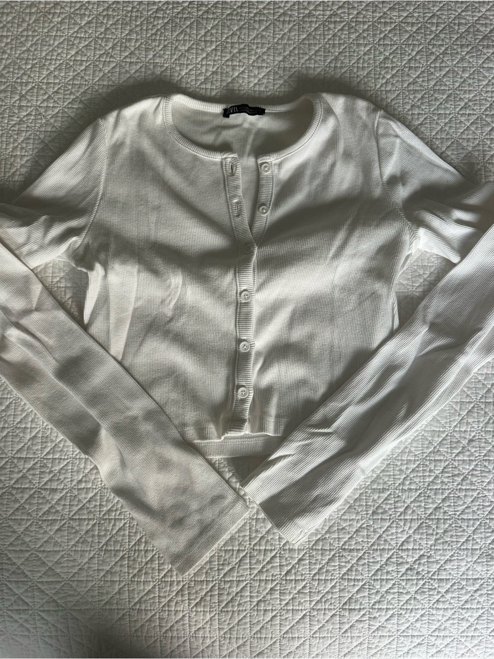 Zara Ribbed Button-Front Long Sleeve Top